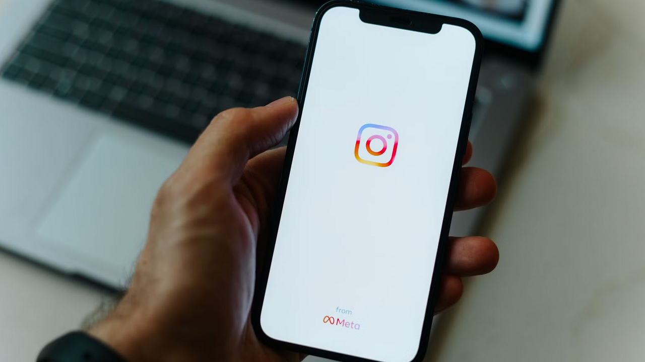 Instagram Teen Accounts and WhatsApp Calls: The 2026 Update Explained
